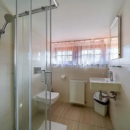 فندق مبيت وإفطار Patria 4*